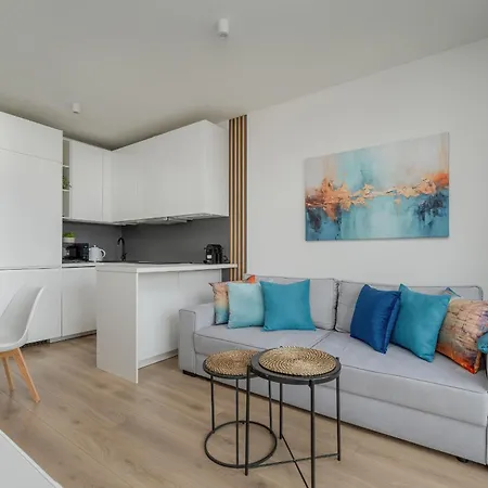 Cozy Przedmiejska By Renters Appartamento