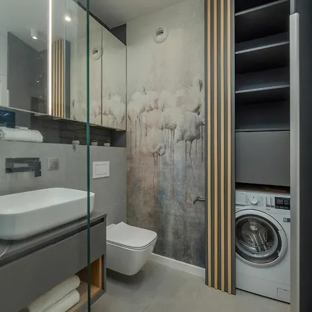 Appartamento Cozy Przedmiejska By Renters Breslavia
